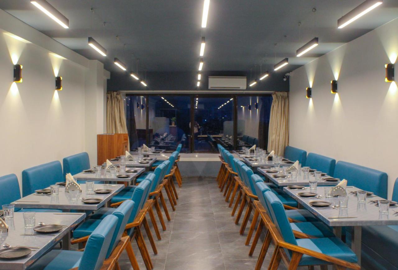 Hotel Sadbhav Villa Surat Exterior foto